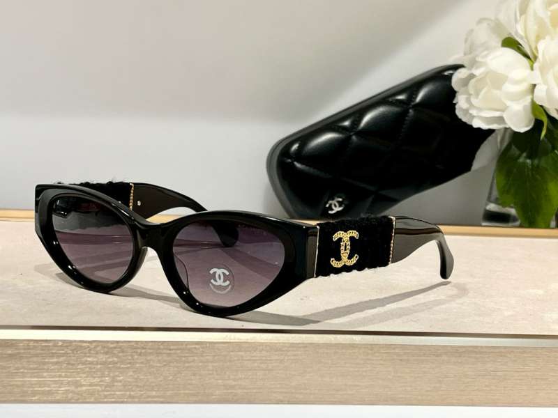 Picture of Chanel Sunglasses _SKUfw56678035fw